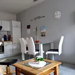 דירה 7 Mit Sued- Terrasse 3 Tischtennis Schaukel דאהמה