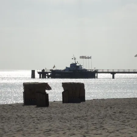 7 Mit Sued- Terrasse 3 Tram-polin Tischtennis Schaukel Appartement