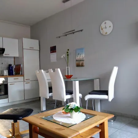 Appartement 7 Mit Sued- Terrasse 3 Tram-polin Tischtennis Schaukel Dahme (Schleswig-Holstein)
