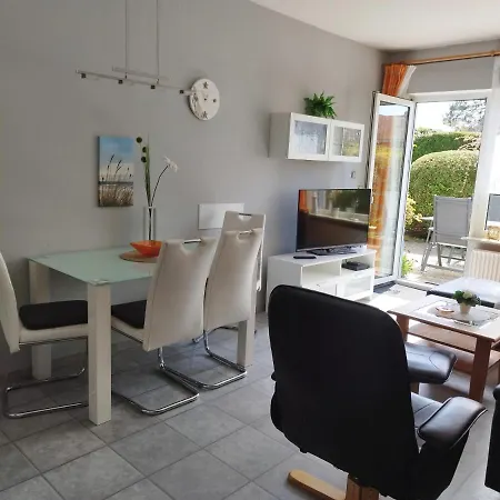 Appartement 7 Mit Sued- Terrasse 3 Tram-polin Tischtennis Schaukel