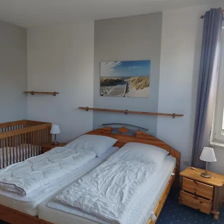 7 Mit Sued- Terrasse 3 Tram-polin Tischtennis Schaukel * Dahme (Schleswig-Holstein)