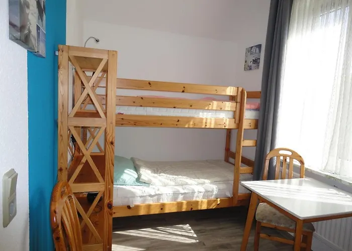 Fewo 7 Mit Sued- Terrasse 3 Zimmer Tischtennis Schaukel *